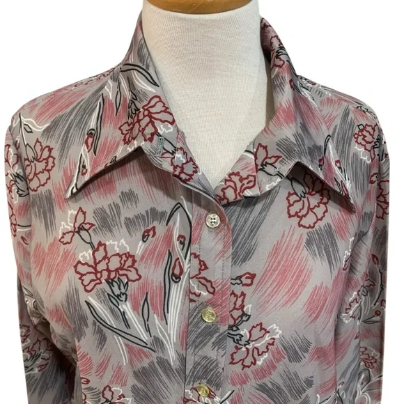Vntg 70’s grey dagger collar button down shirt with red floral pattern Volup - Picture 2 of 8